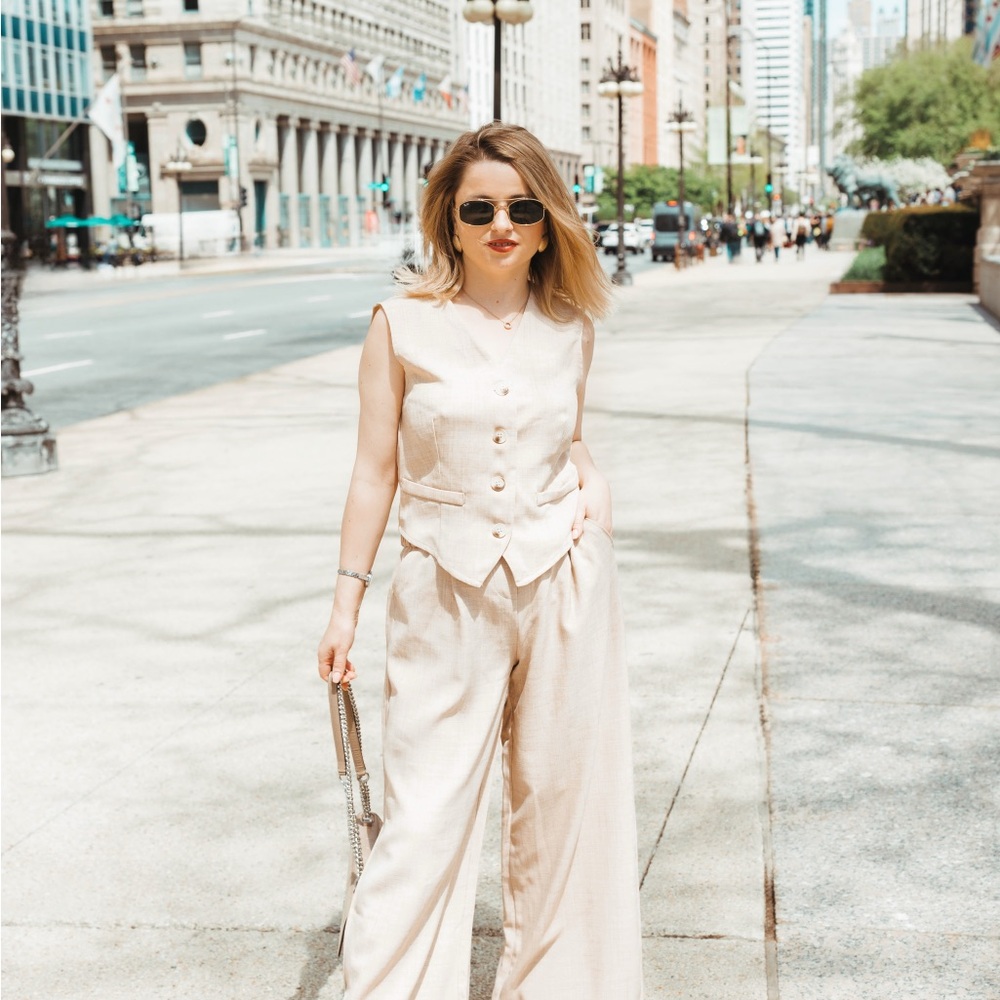 SHEIN Cream vest and pants, 2 pieces set